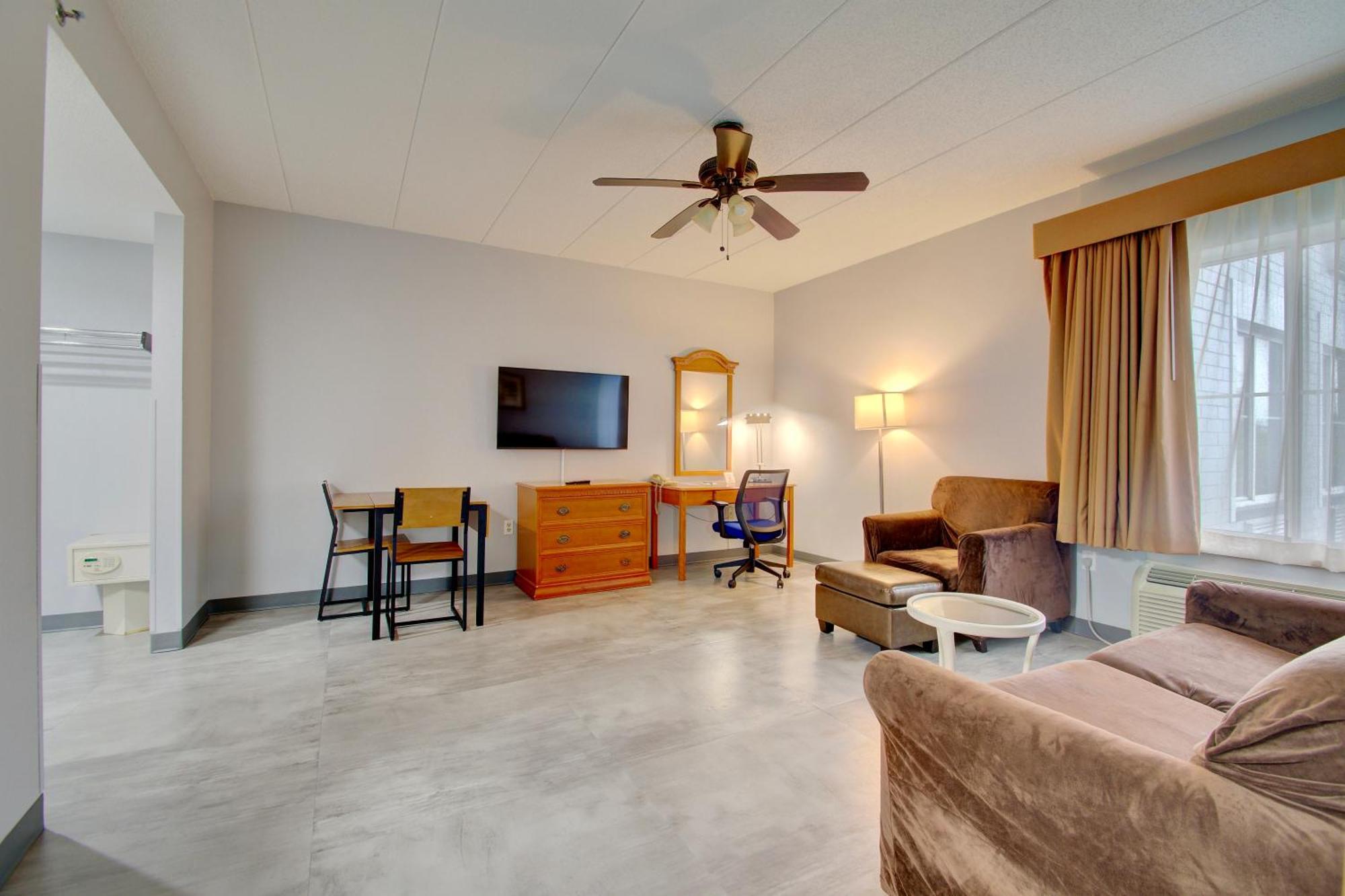 Quality Inn & Suites Cvg Airport Erlanger Eksteriør billede