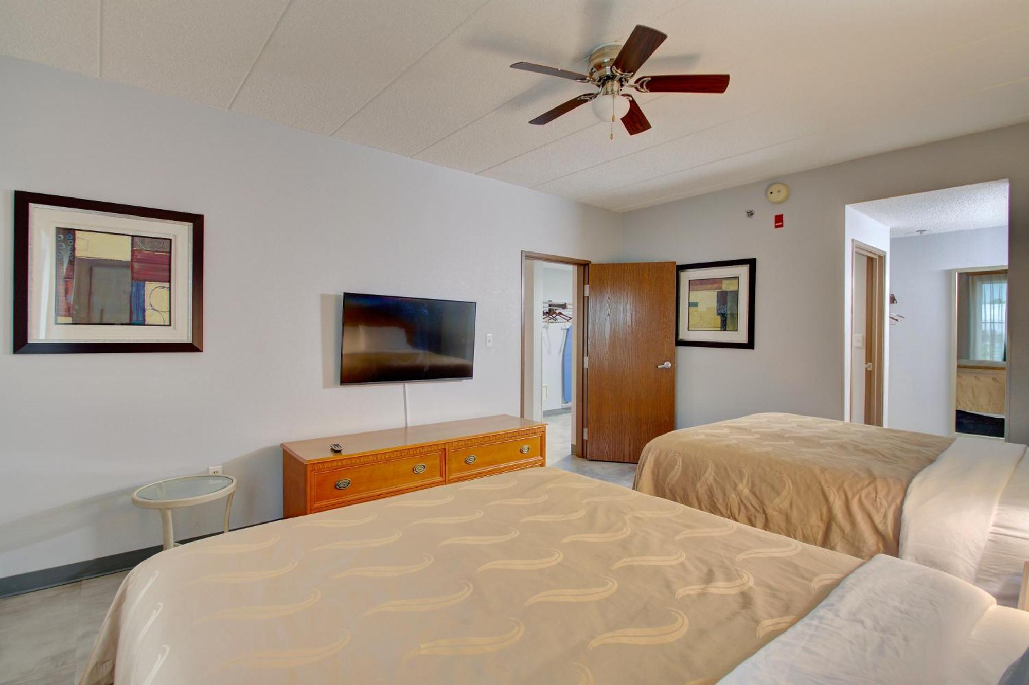 Quality Inn & Suites Cvg Airport Erlanger Eksteriør billede