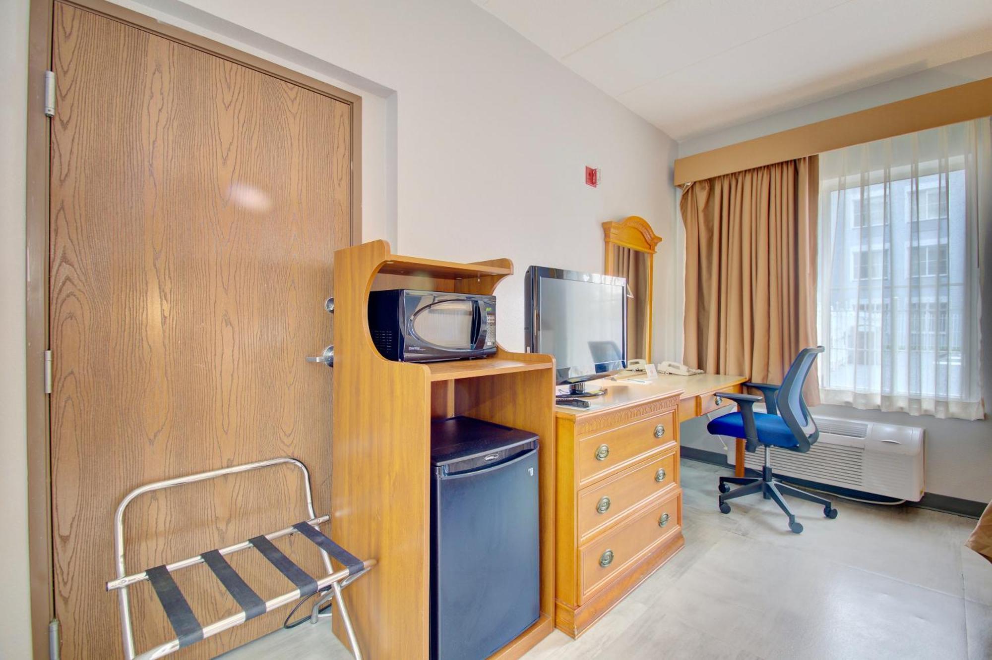 Quality Inn & Suites Cvg Airport Erlanger Eksteriør billede
