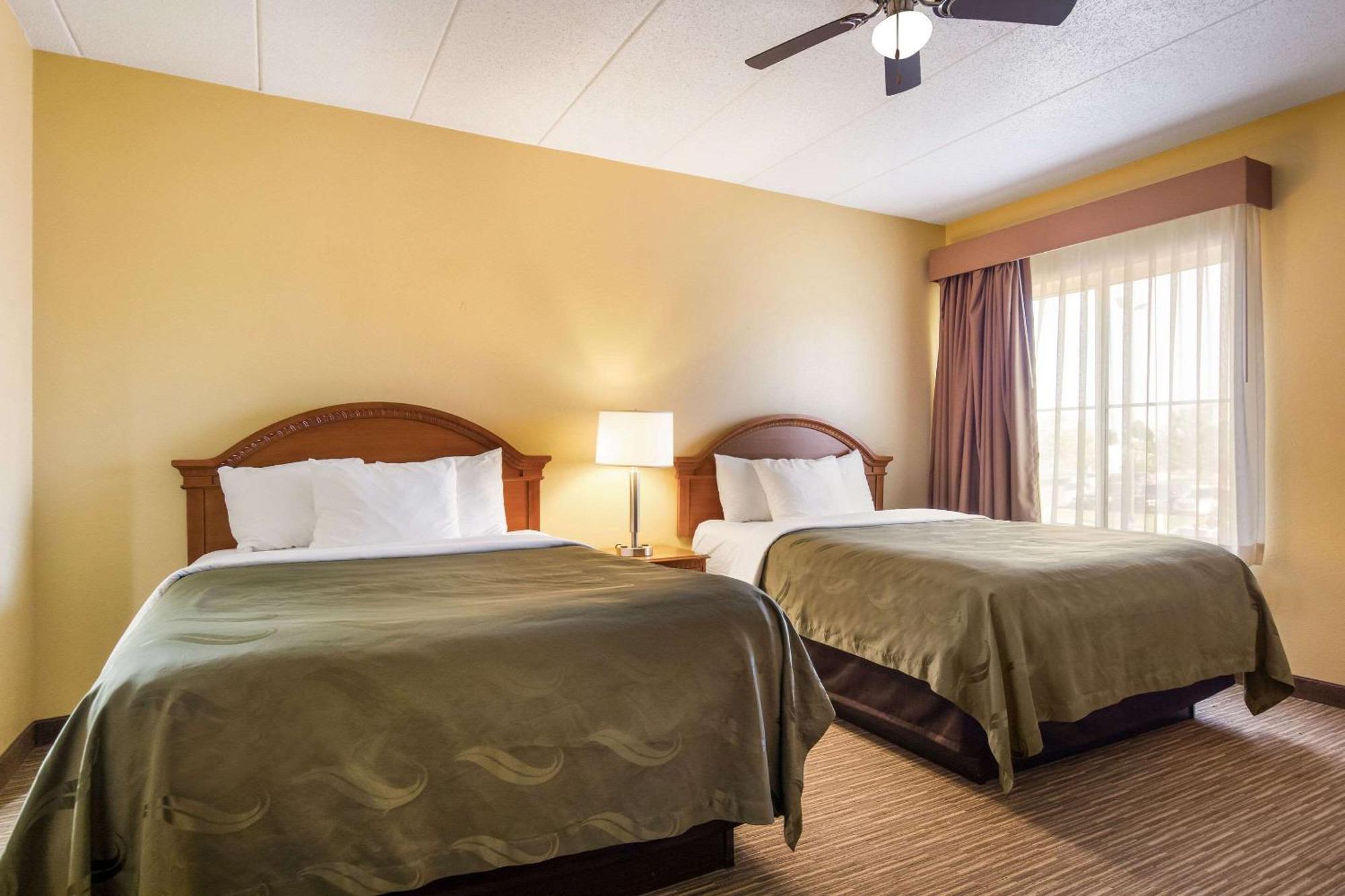 Quality Inn & Suites Cvg Airport Erlanger Eksteriør billede