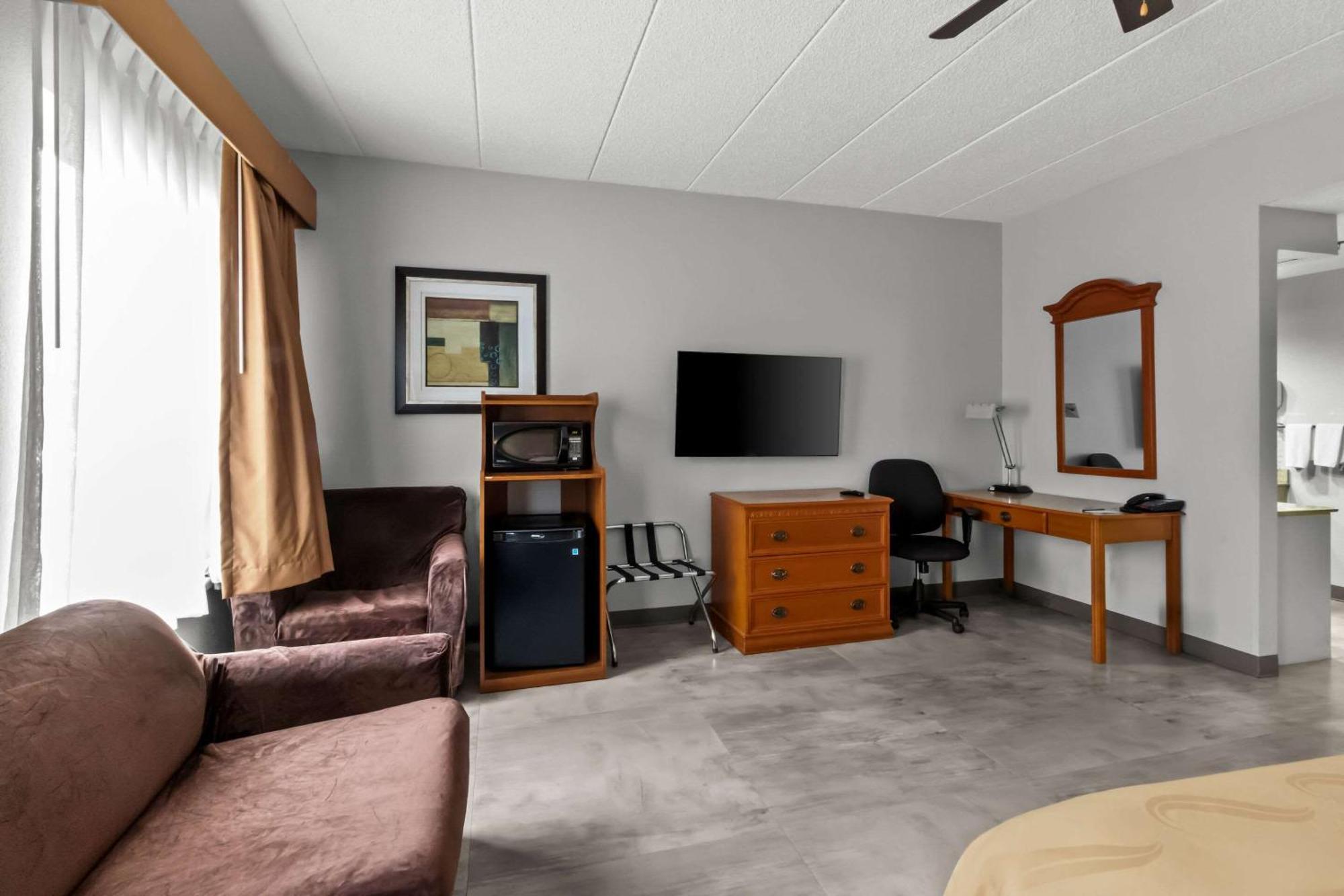 Quality Inn & Suites Cvg Airport Erlanger Eksteriør billede