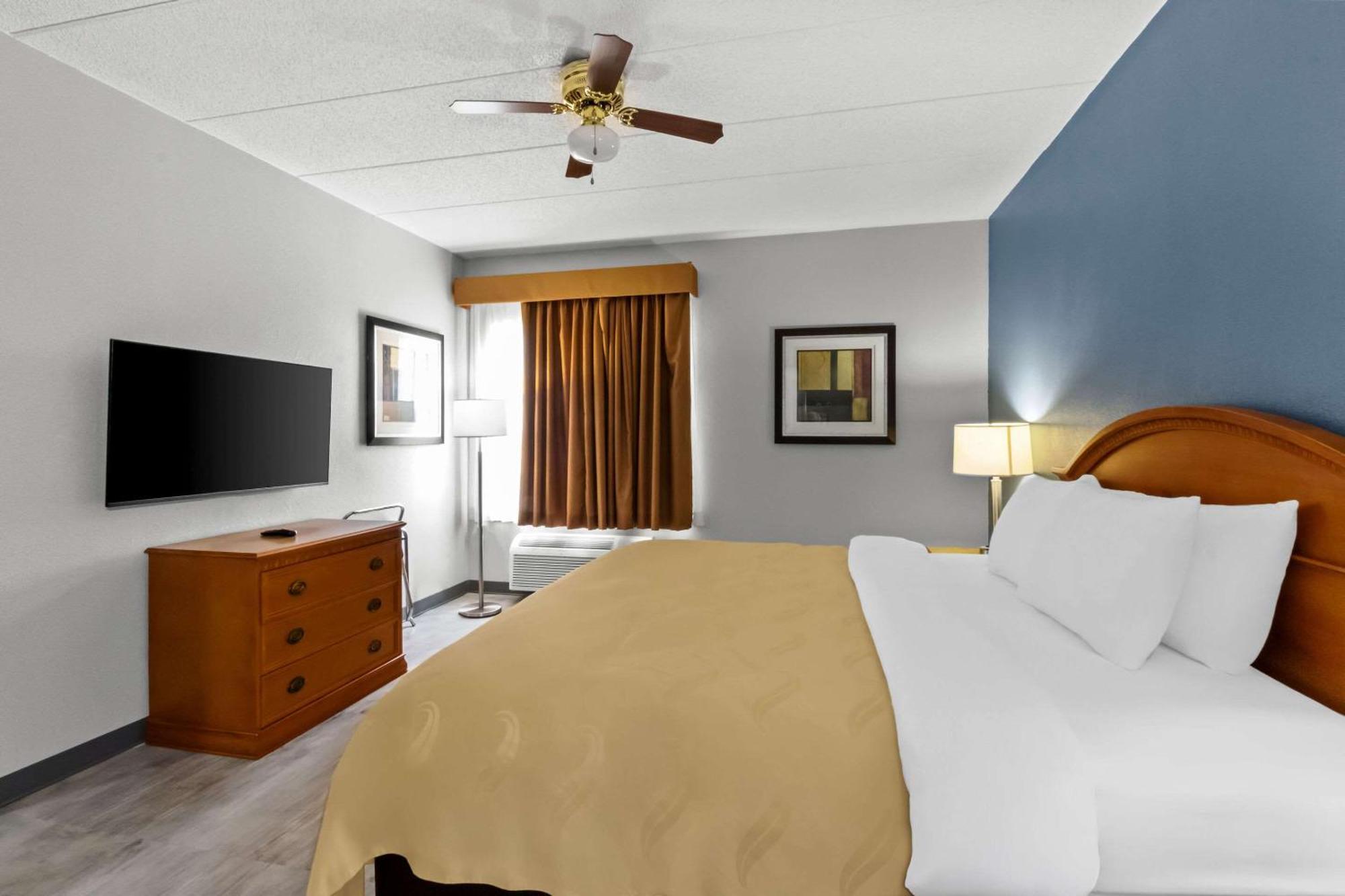 Quality Inn & Suites Cvg Airport Erlanger Eksteriør billede