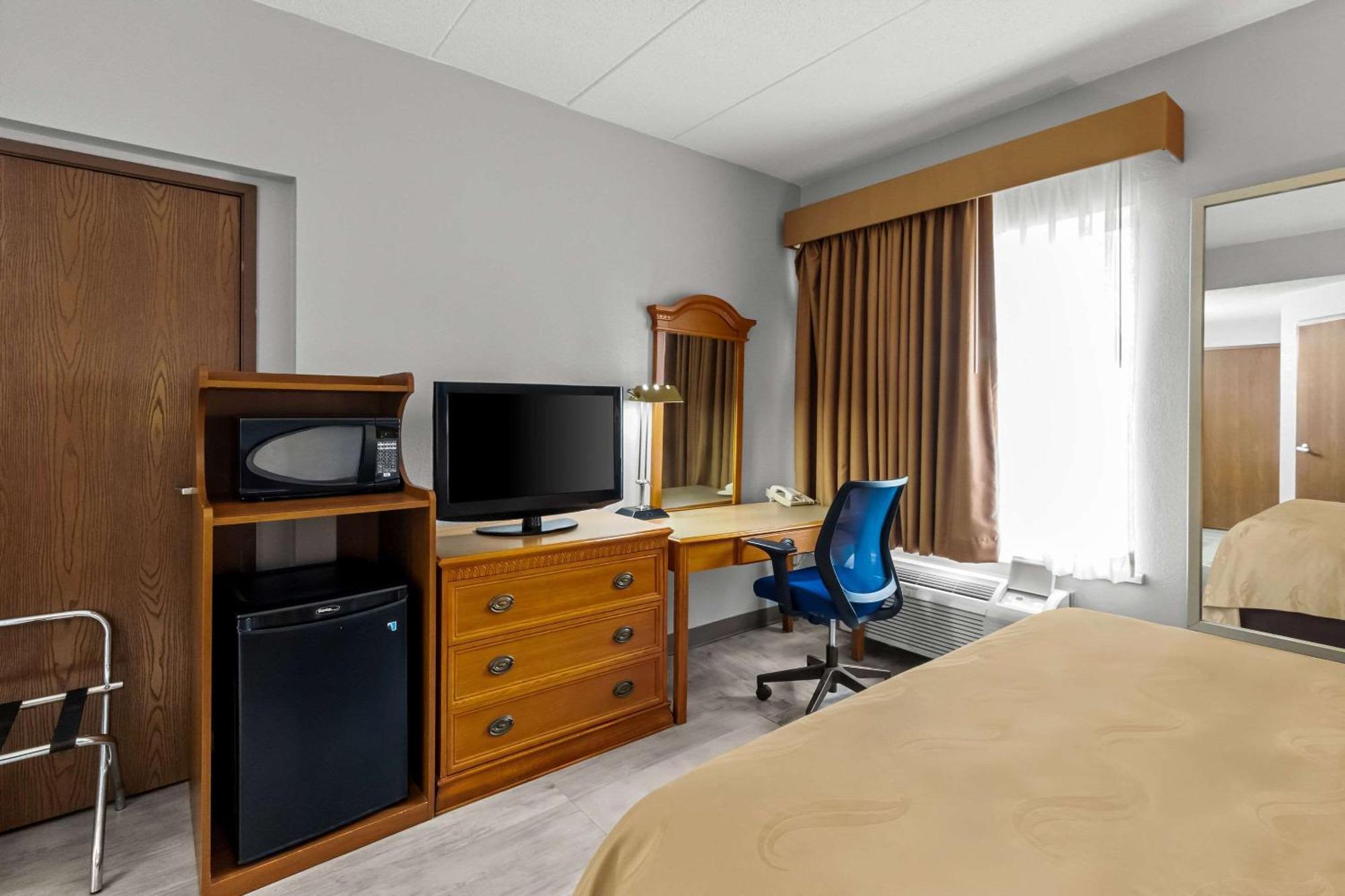 Quality Inn & Suites Cvg Airport Erlanger Eksteriør billede