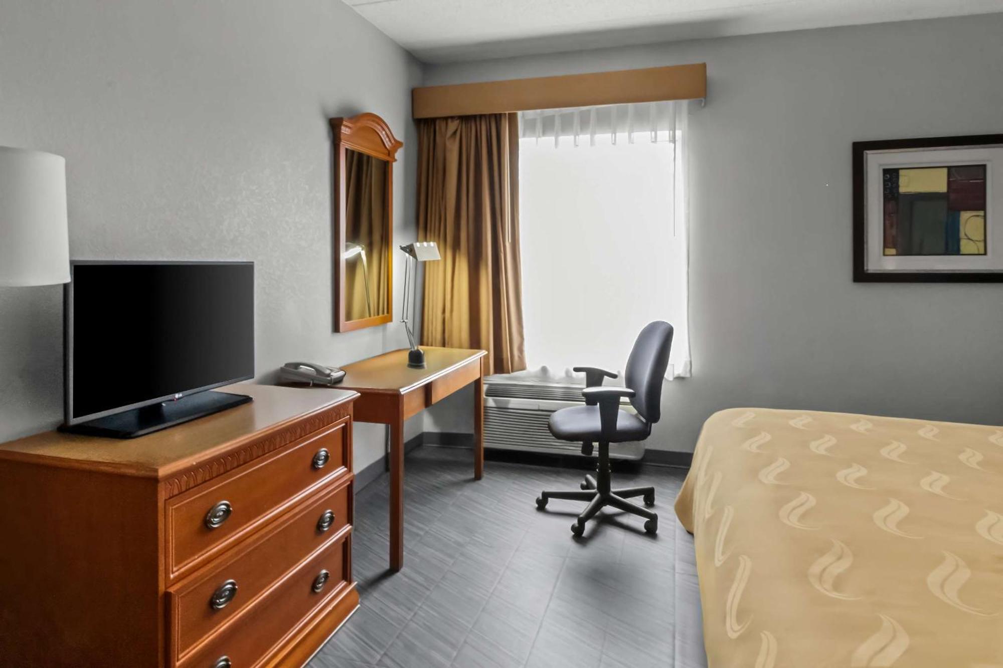 Quality Inn & Suites Cvg Airport Erlanger Eksteriør billede